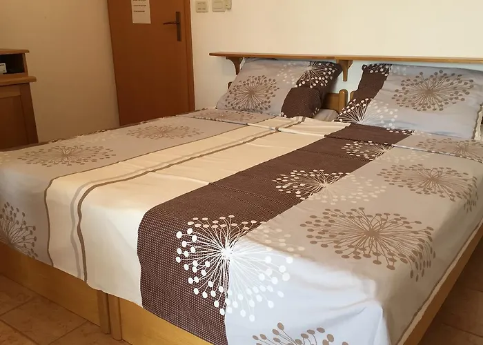 Vera فندق مبيت وإفطار 3*