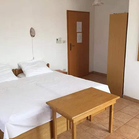 维拉住宿加早餐旅馆 Valizza